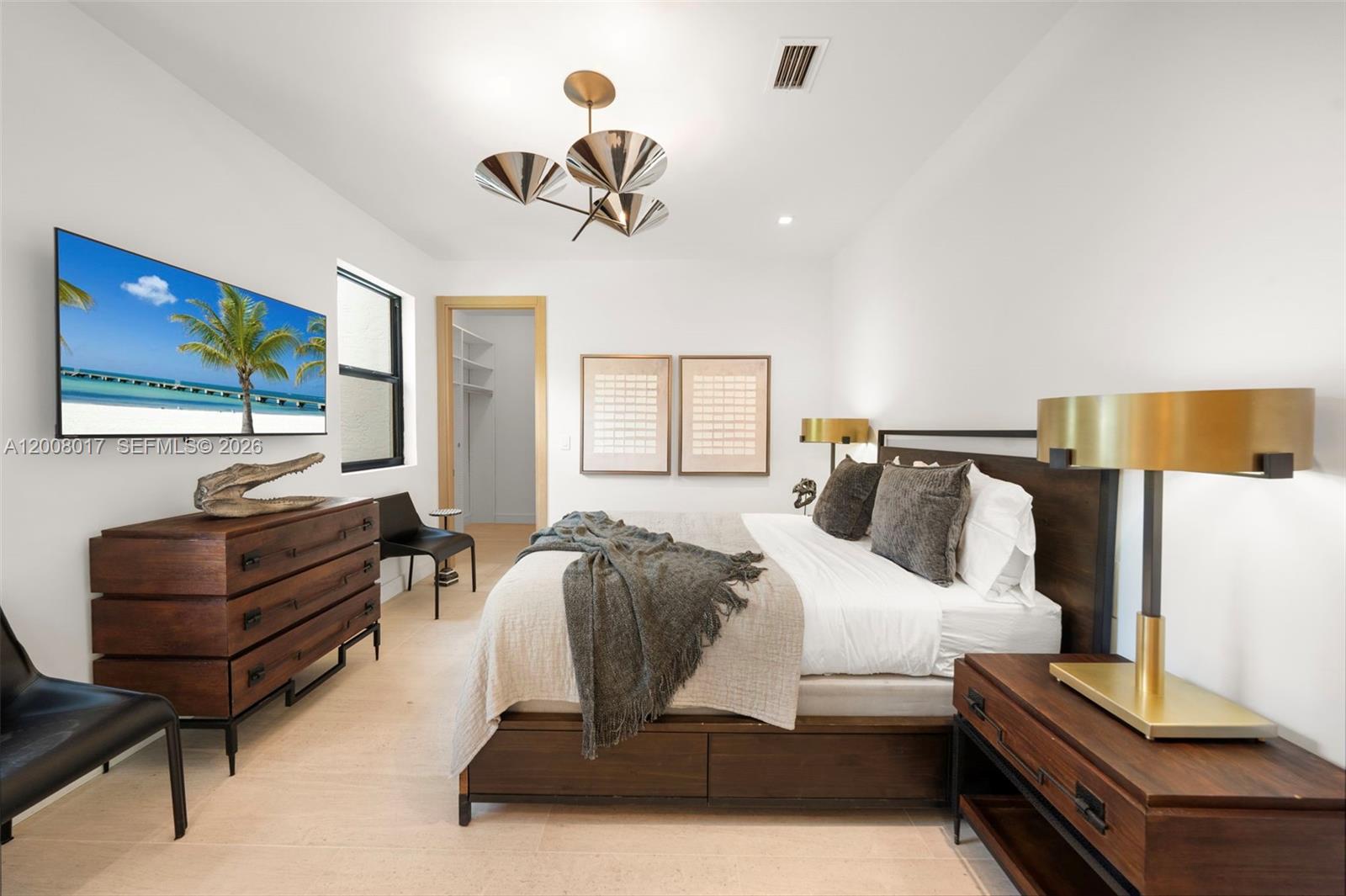 UNIVERSITY PLACE - Residential