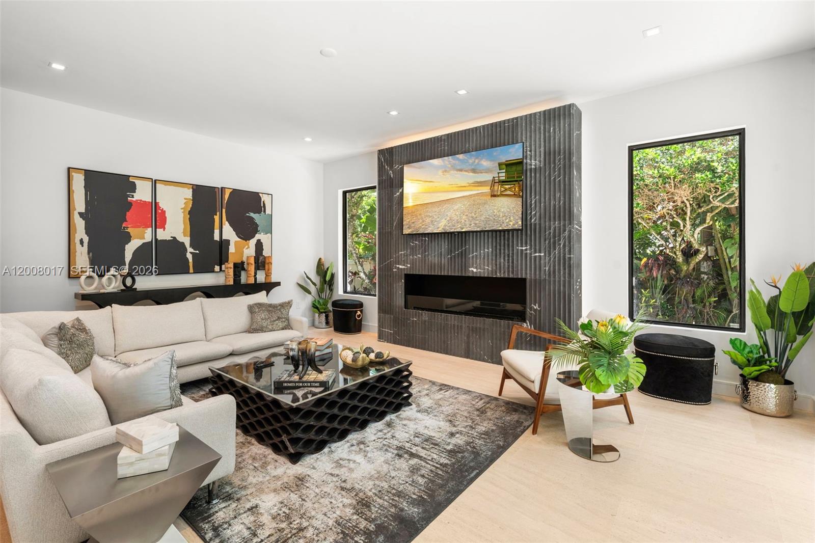 UNIVERSITY PLACE - Residential