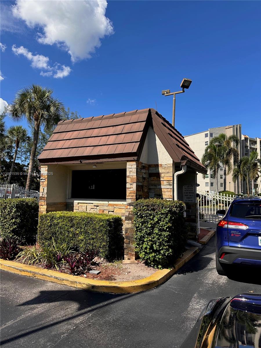 18TH HOLE AT INVERRARY CO - Residential