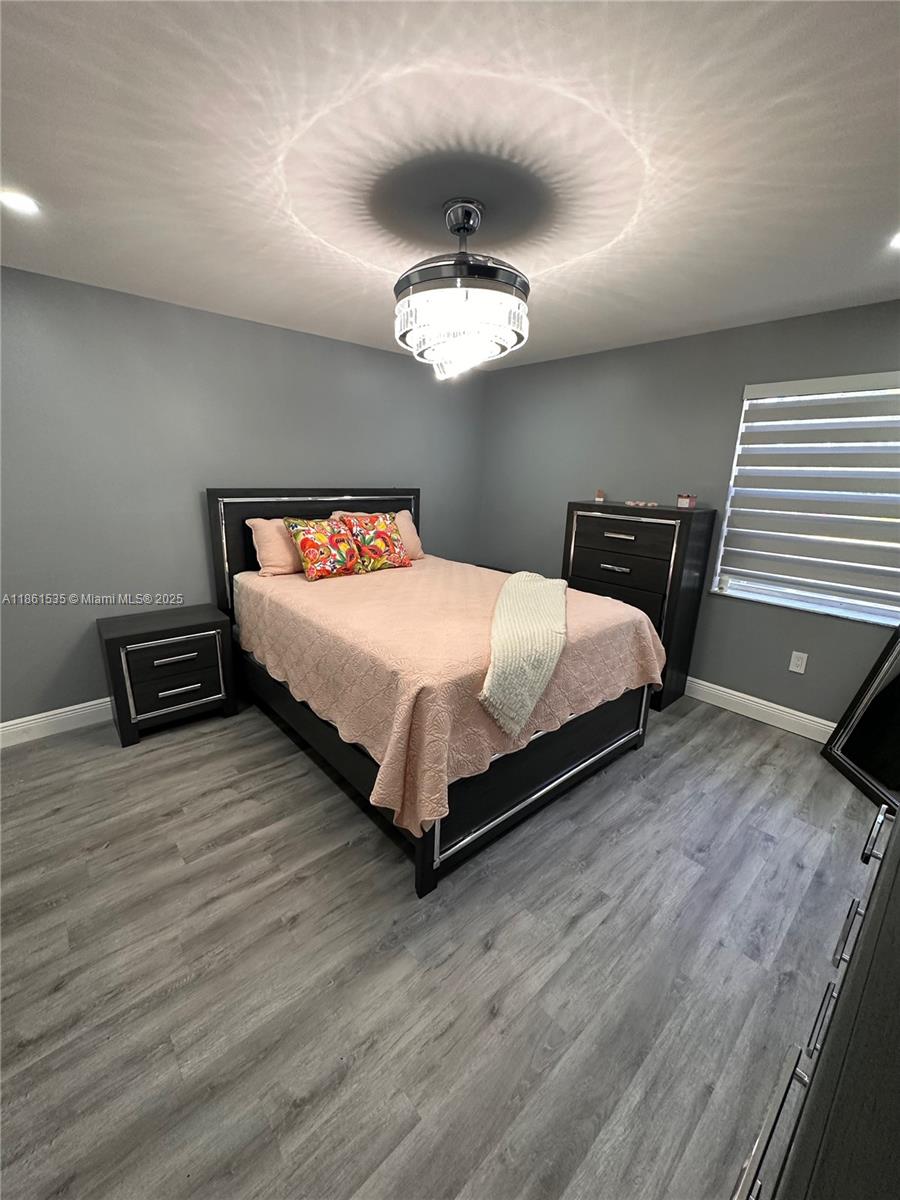 18TH HOLE AT INVERRARY CO - Residential