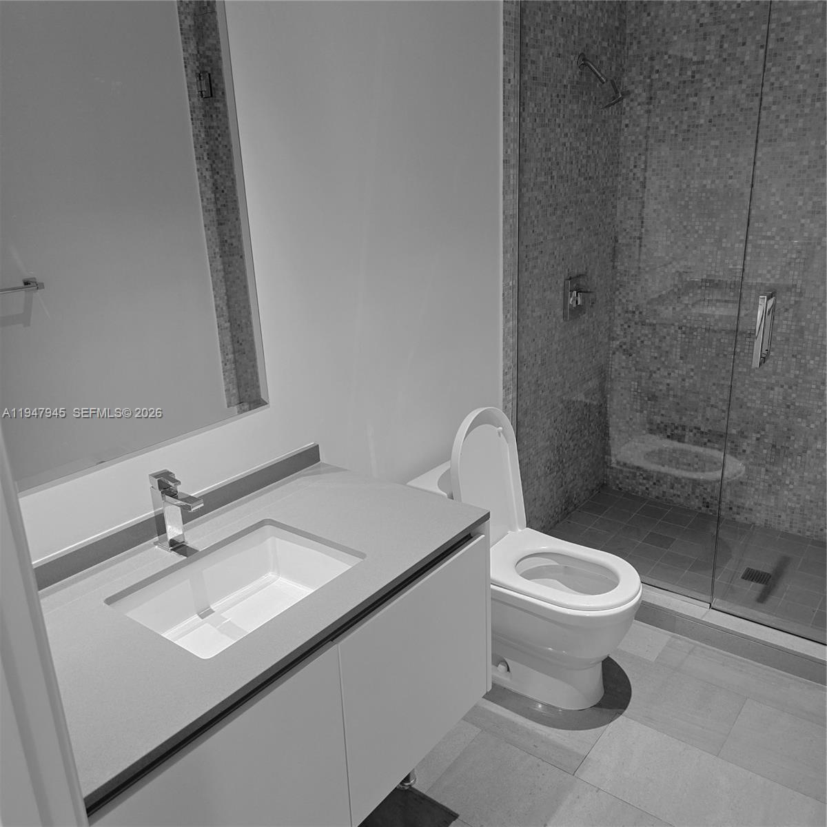 REACH CONDO - Residential