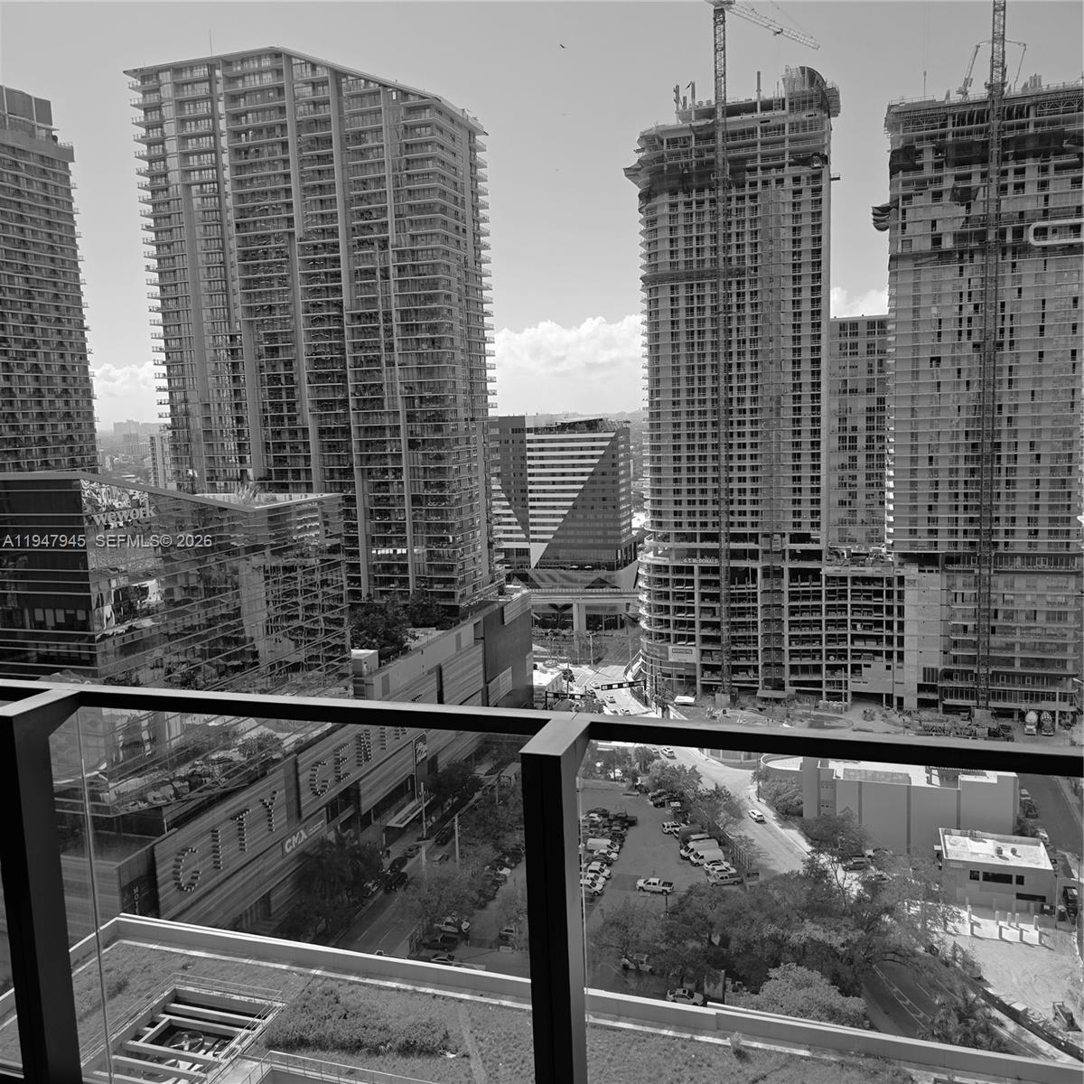 REACH CONDO - Residential