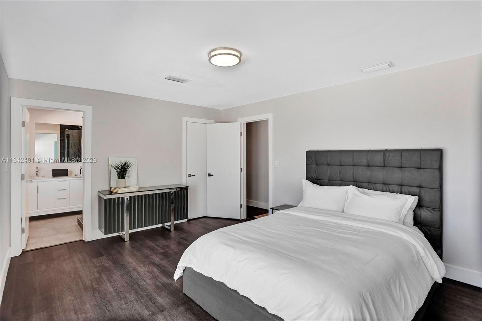 AMD PL BISCAYNE PINES - Residential Lease