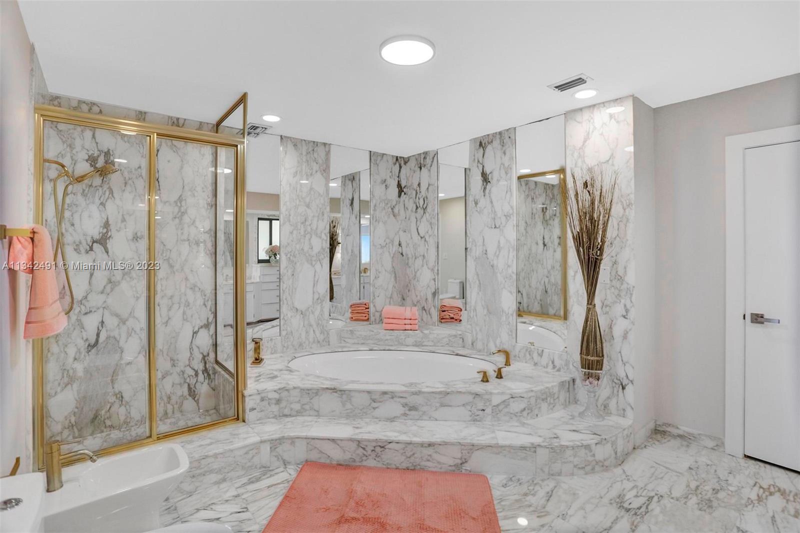 AMD PL BISCAYNE PINES - Residential Lease