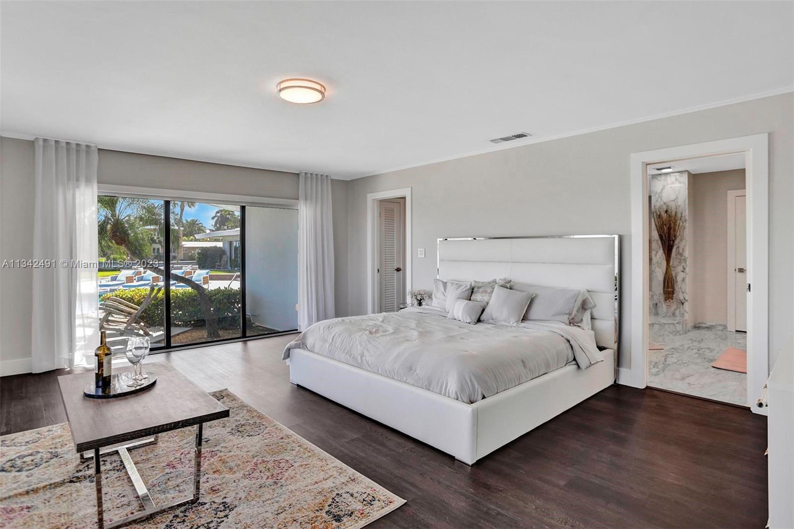 AMD PL BISCAYNE PINES - Residential Lease