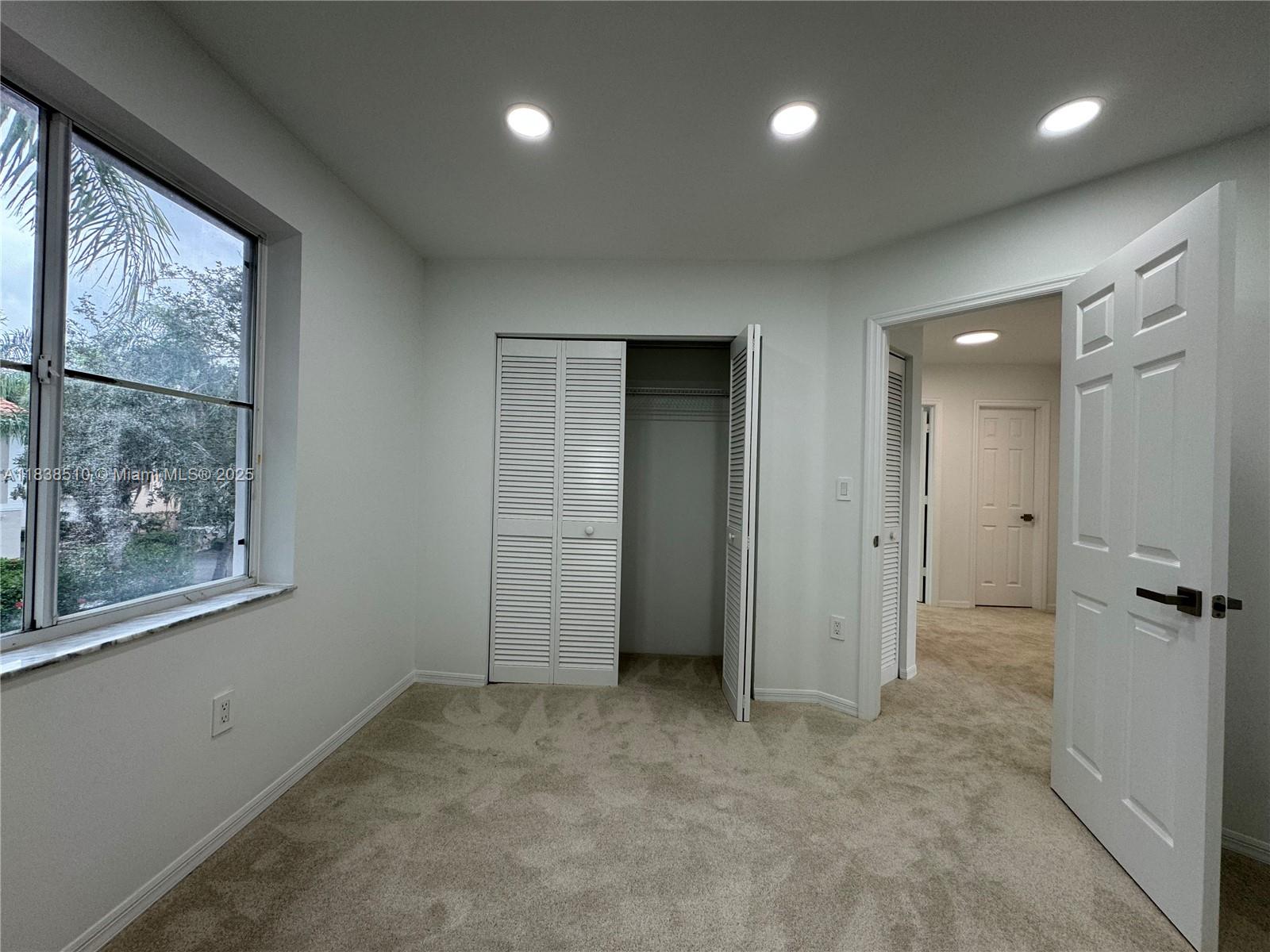 West Lake Village - Residential