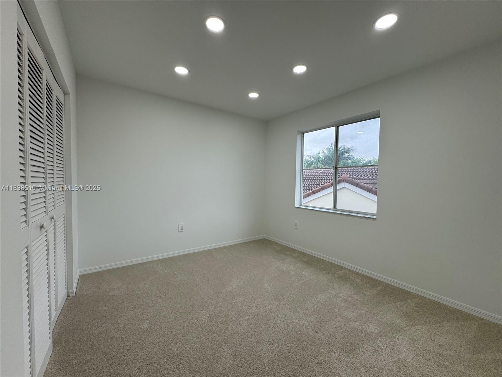 West Lake Village - Residential