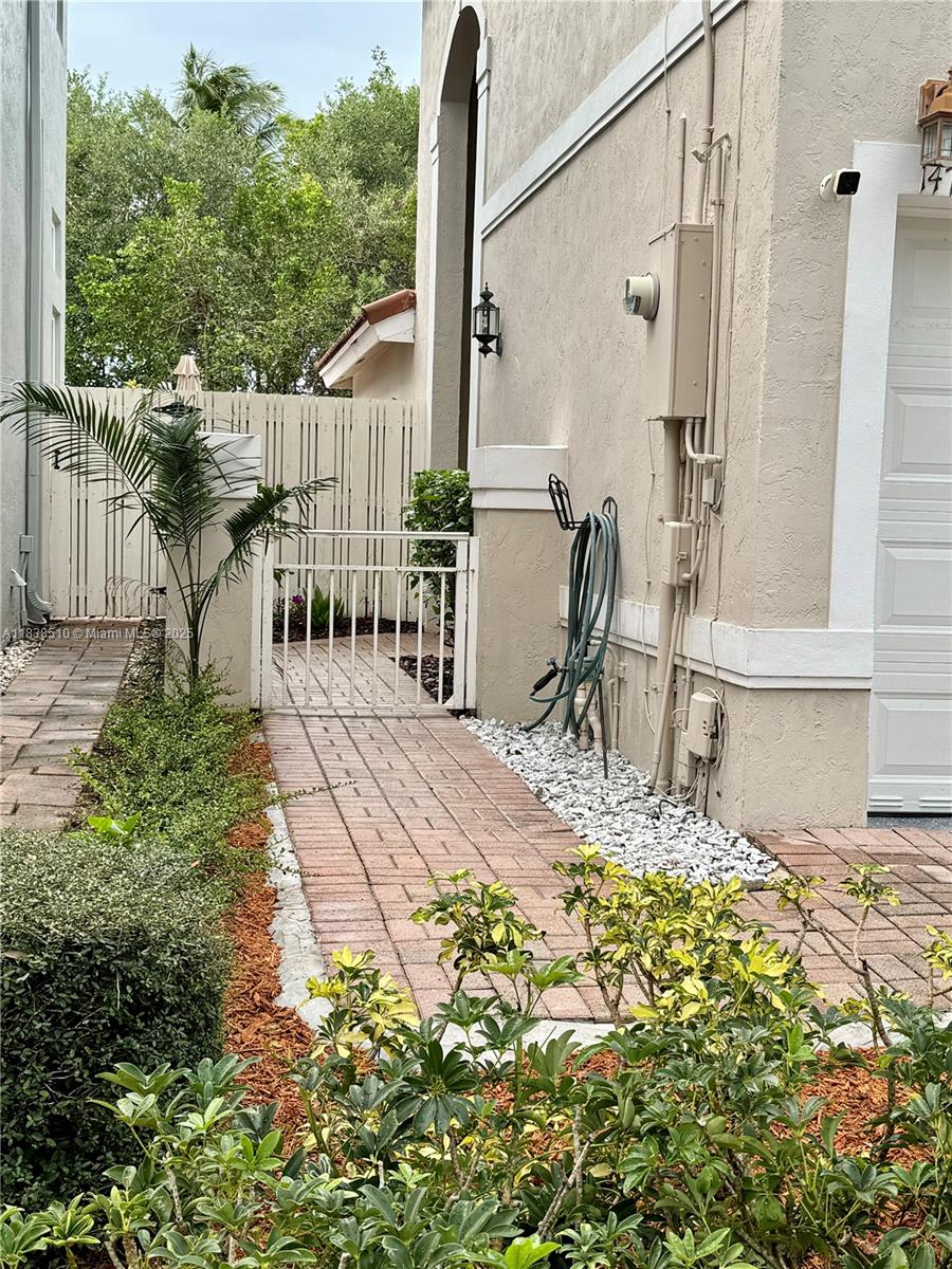 West Lake Village - Residential