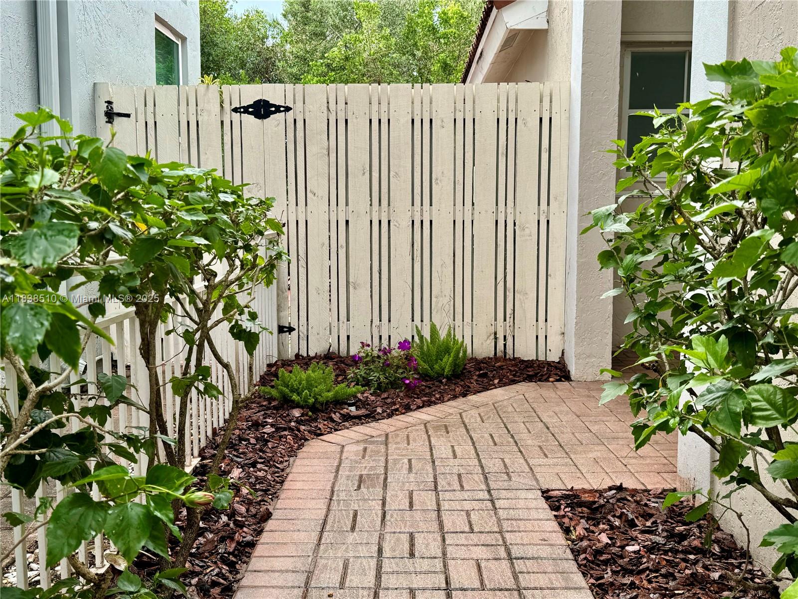 West Lake Village - Residential