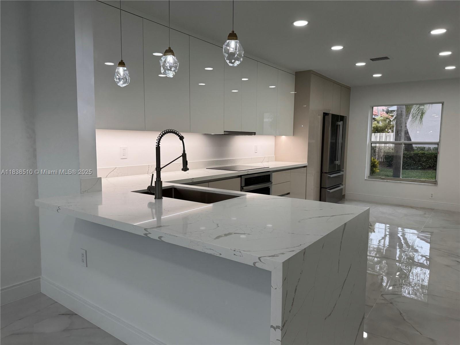 West Lake Village - Residential