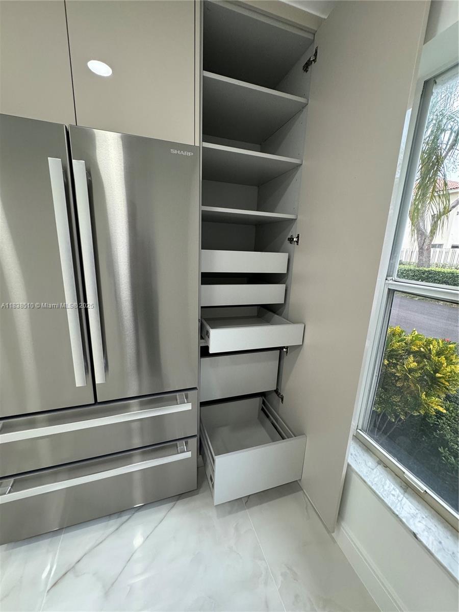 West Lake Village - Residential