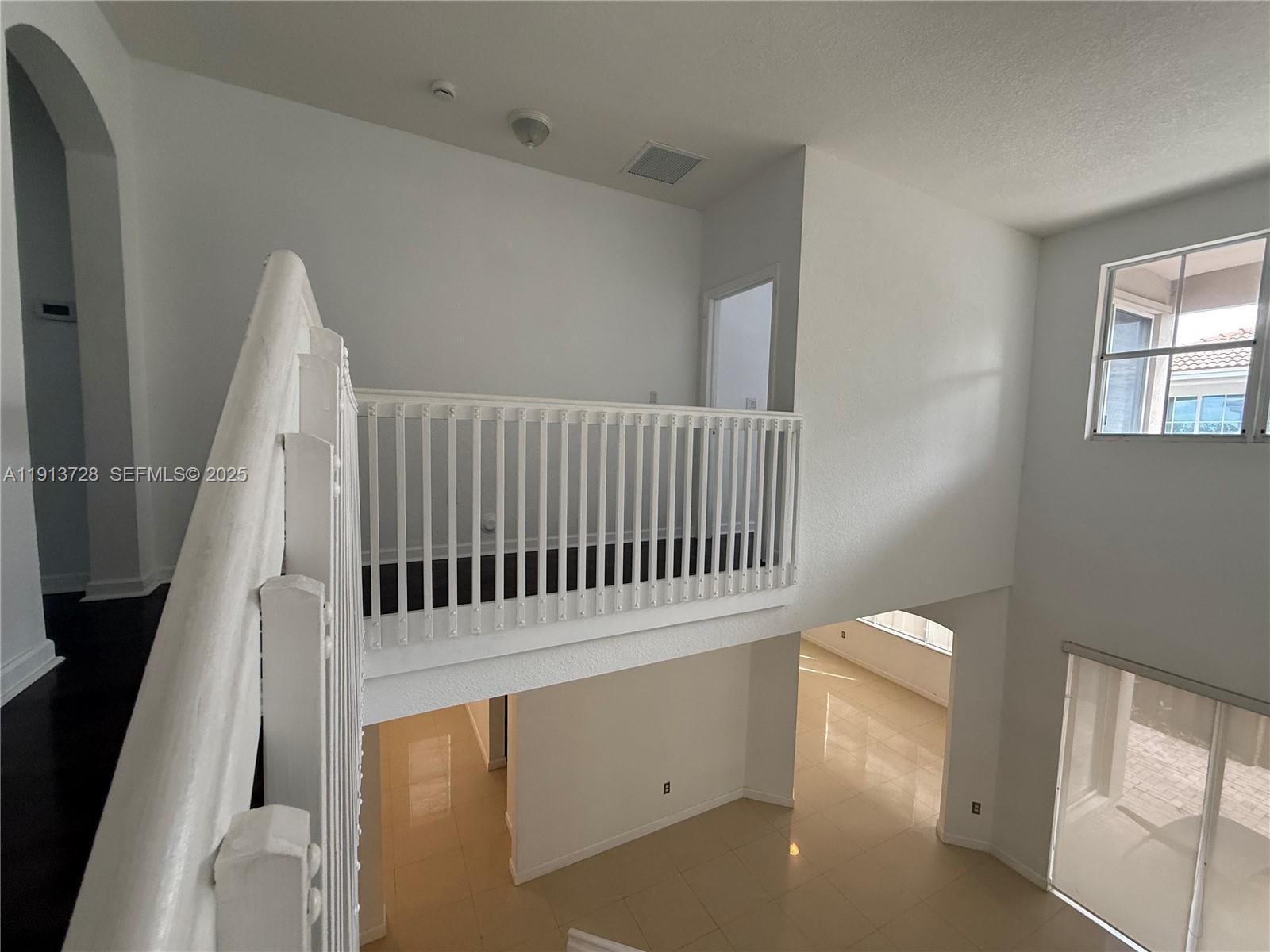 ISLANDS AT DORAL - Residential Lease