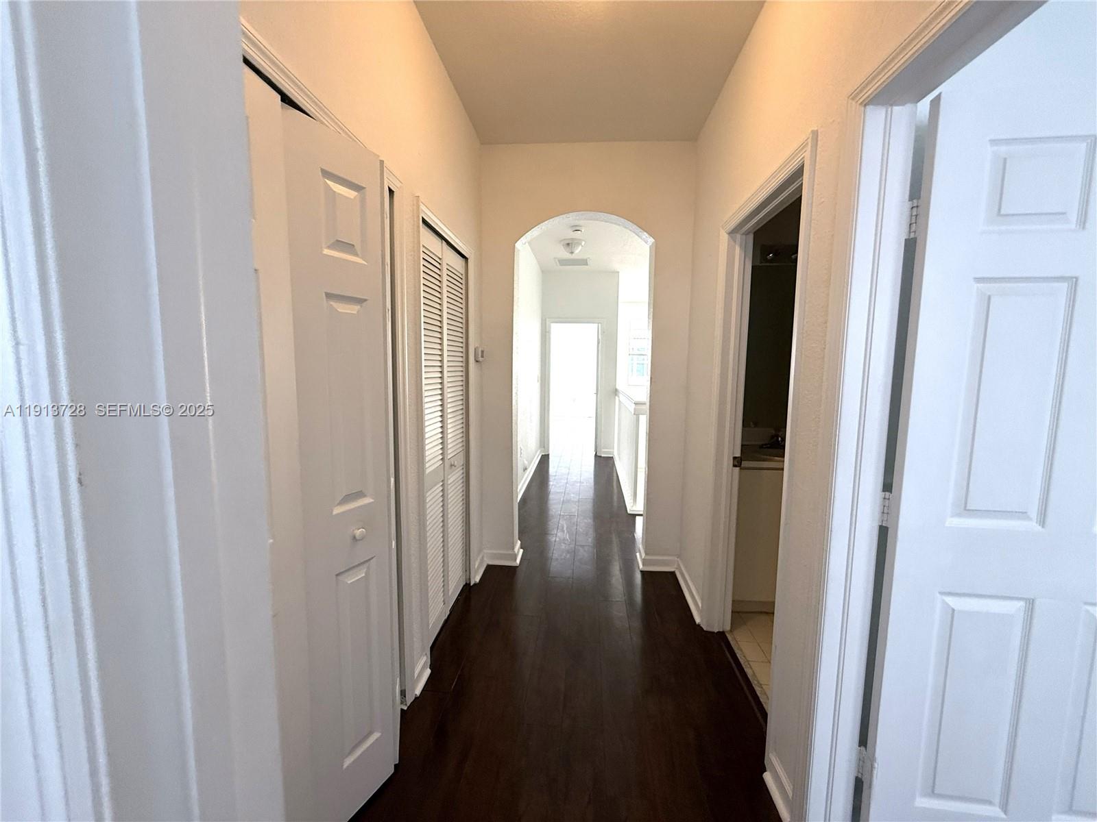 ISLANDS AT DORAL - Residential Lease