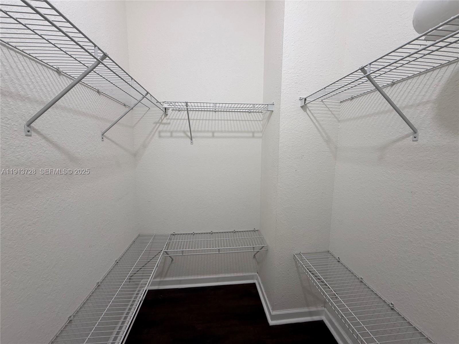 ISLANDS AT DORAL - Residential Lease