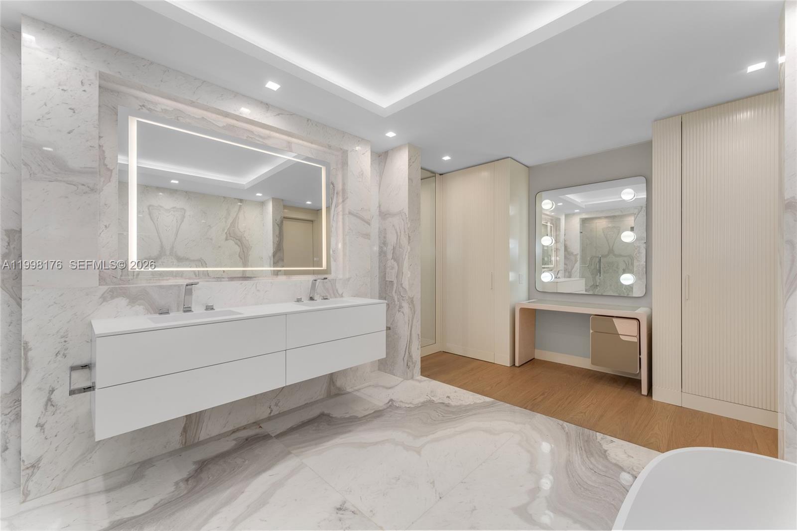 OCEANSIDE AT FISHER ISLAND - Residential