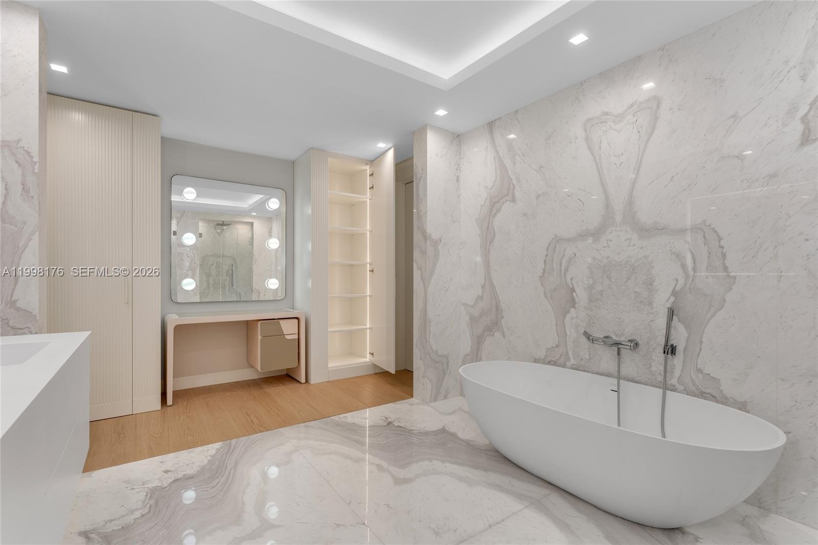 OCEANSIDE AT FISHER ISLAND - Residential