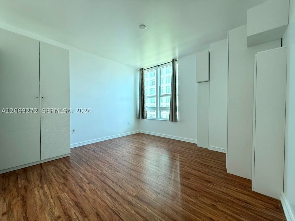 950 Brickell Bay Dr 1108