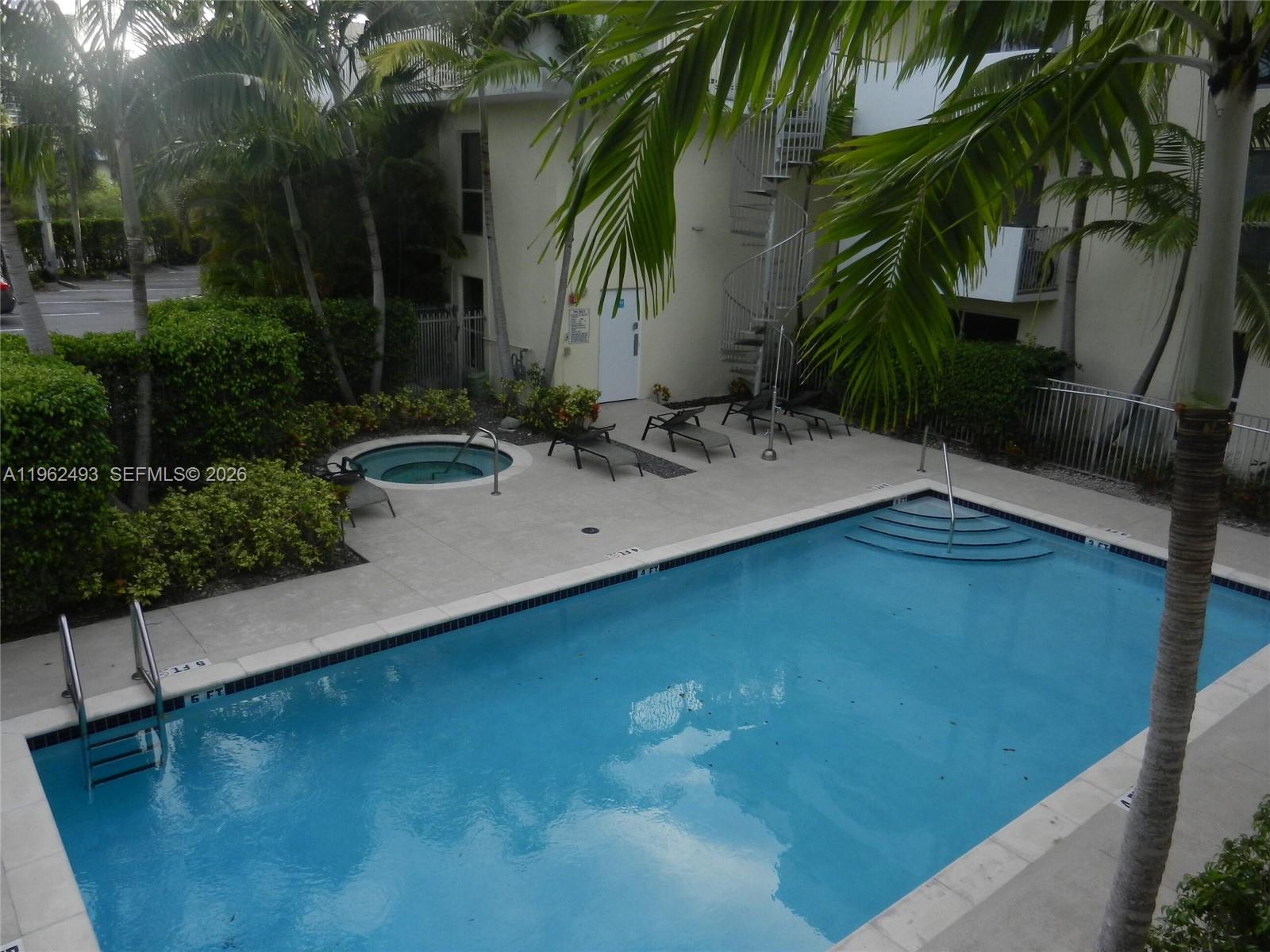 PALMS OF PINECREST CONDO - Residential Lease
