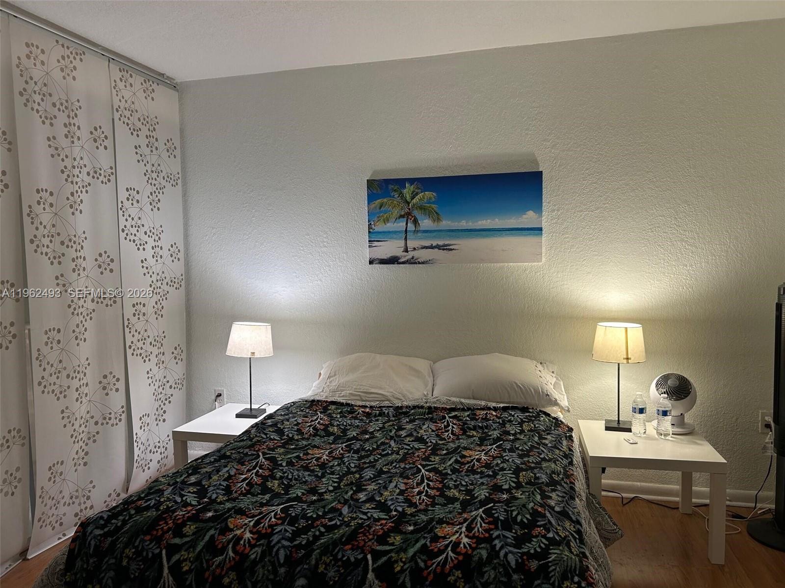 PALMS OF PINECREST CONDO - Residential Lease