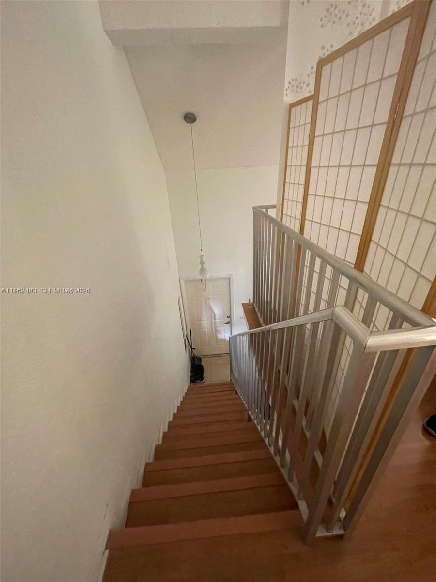 PALMS OF PINECREST CONDO - Residential Lease