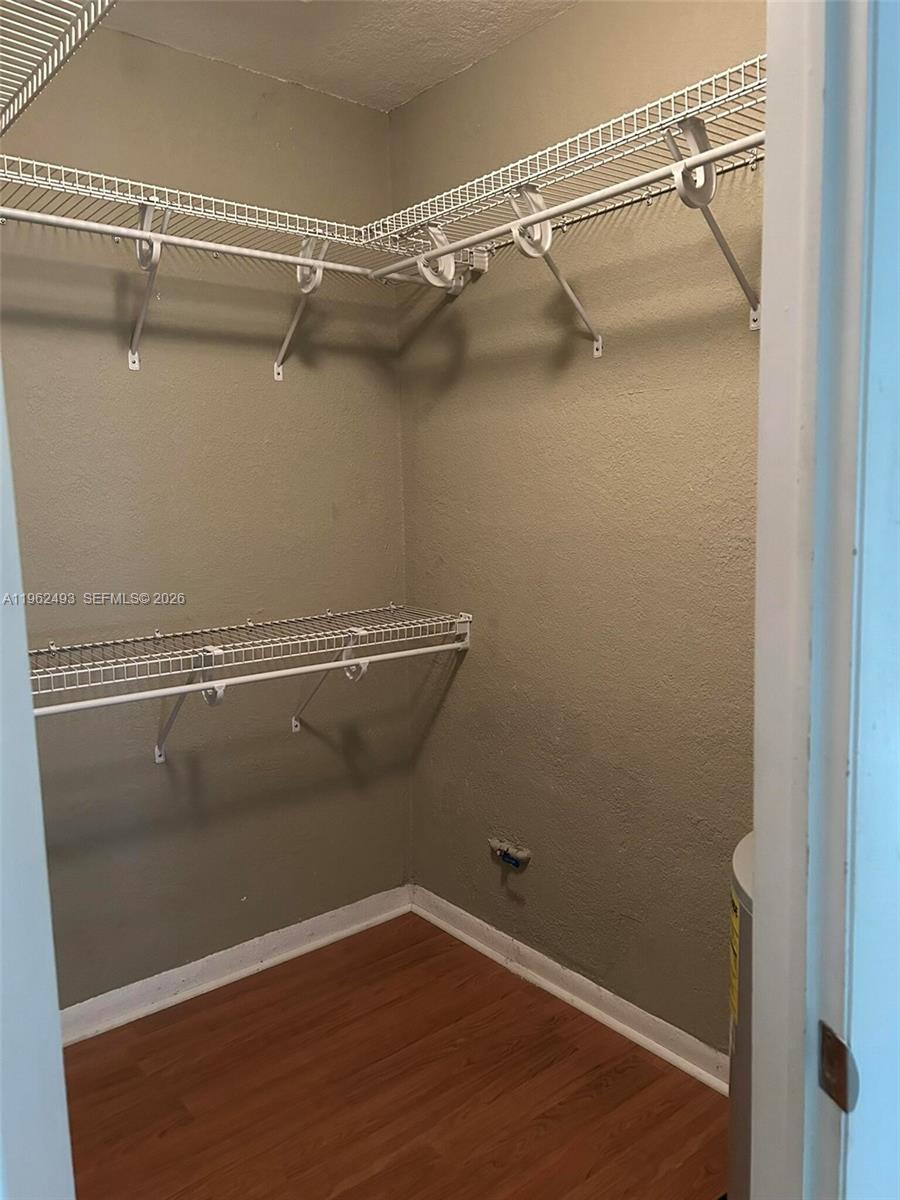 PALMS OF PINECREST CONDO - Residential Lease