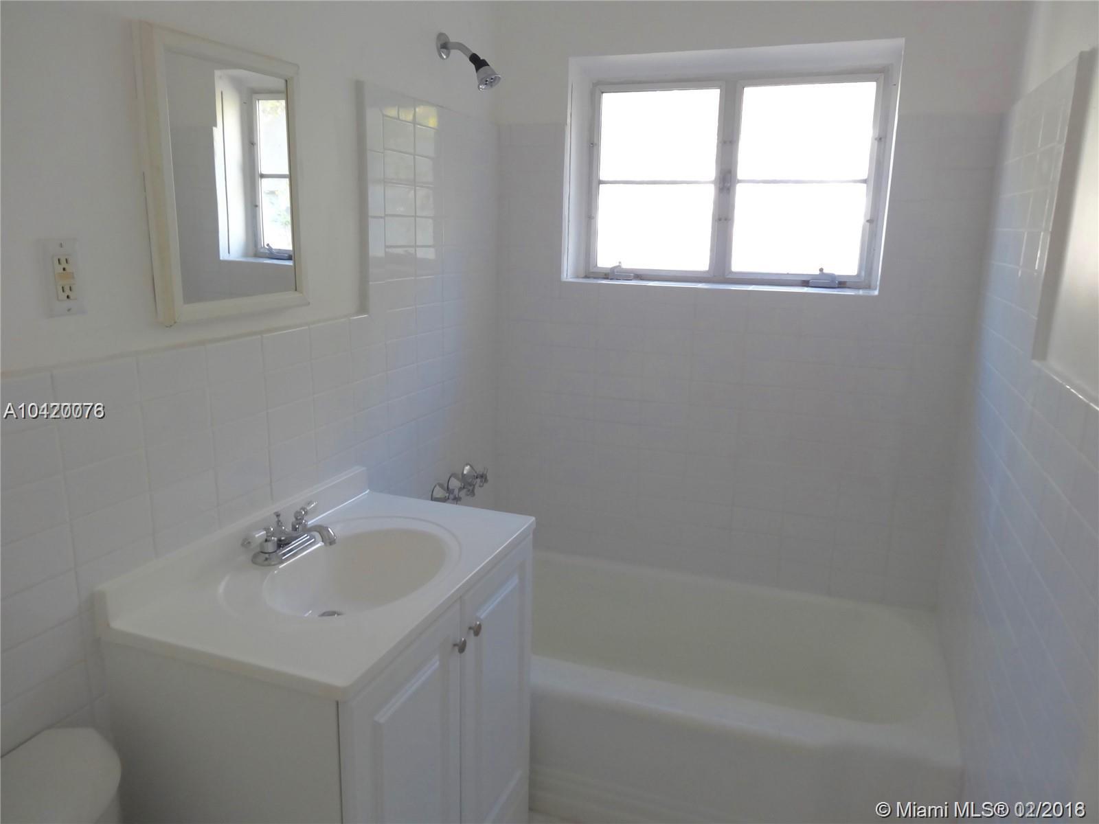 WASHINGTON PLACE - Residential Lease