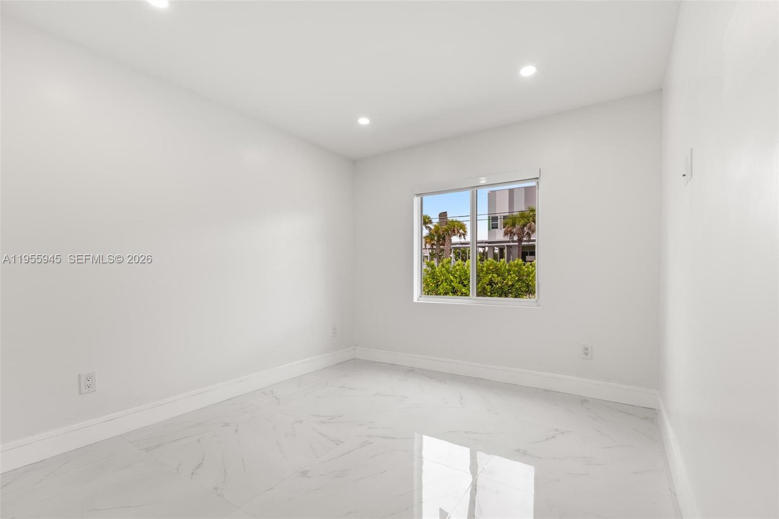 BISCAYNE GARDENS SEC E PA - Residential