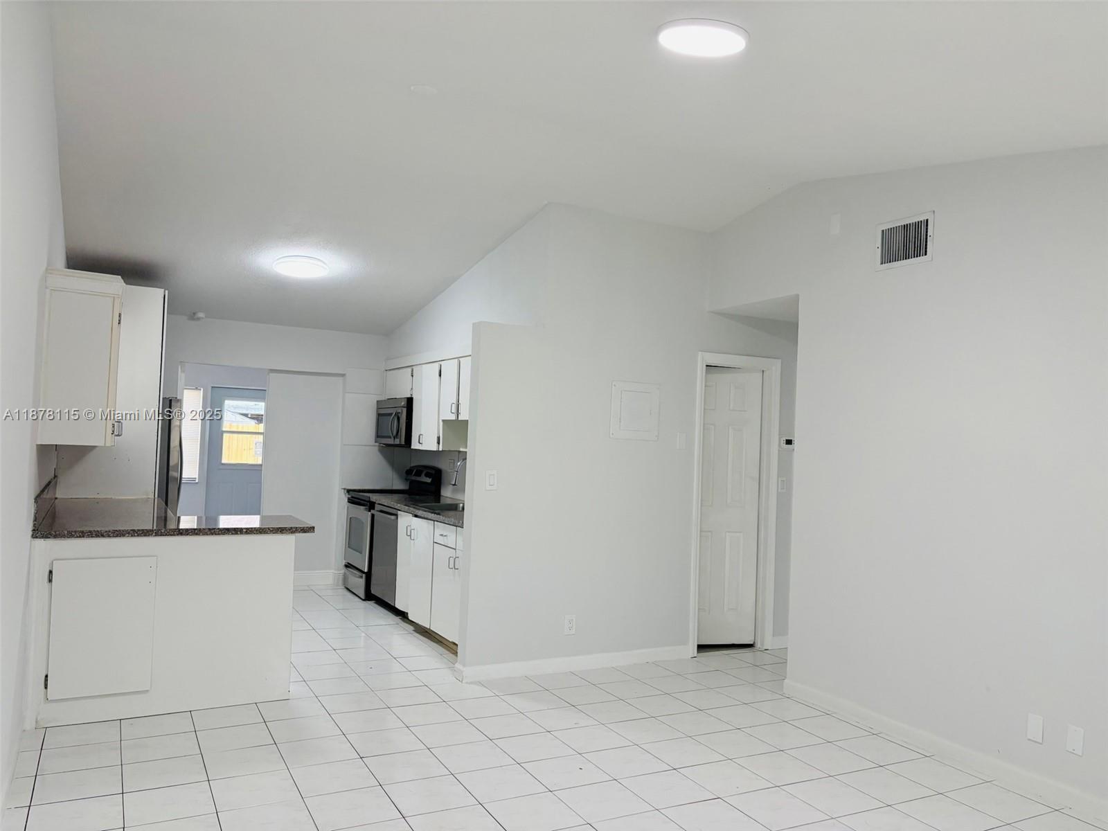 4316 NW 6th Ave