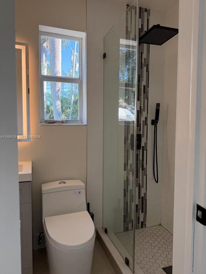 HOLLYWOOD HILLS PARK - Residential Lease