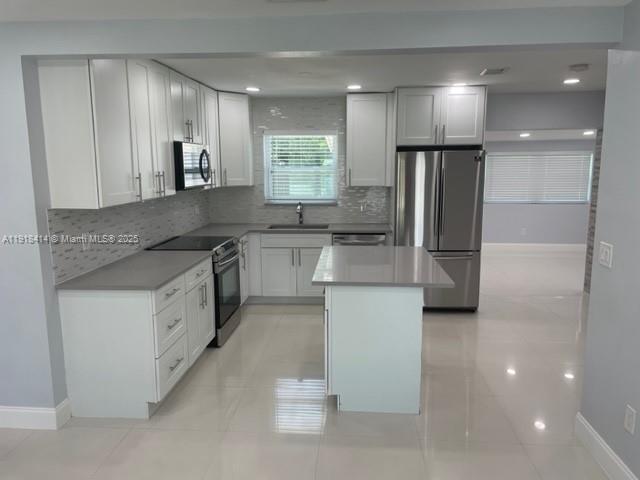 NORTH ANDREWS GARDENS FIR - Residential Lease