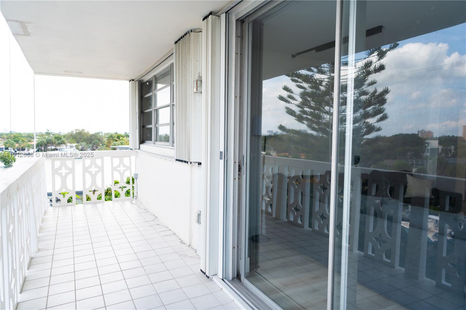 KEYSTONE HARBOR CLUB COND - Residential