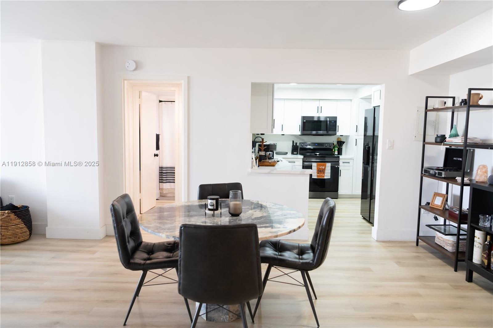 KEYSTONE HARBOR CLUB COND - Residential