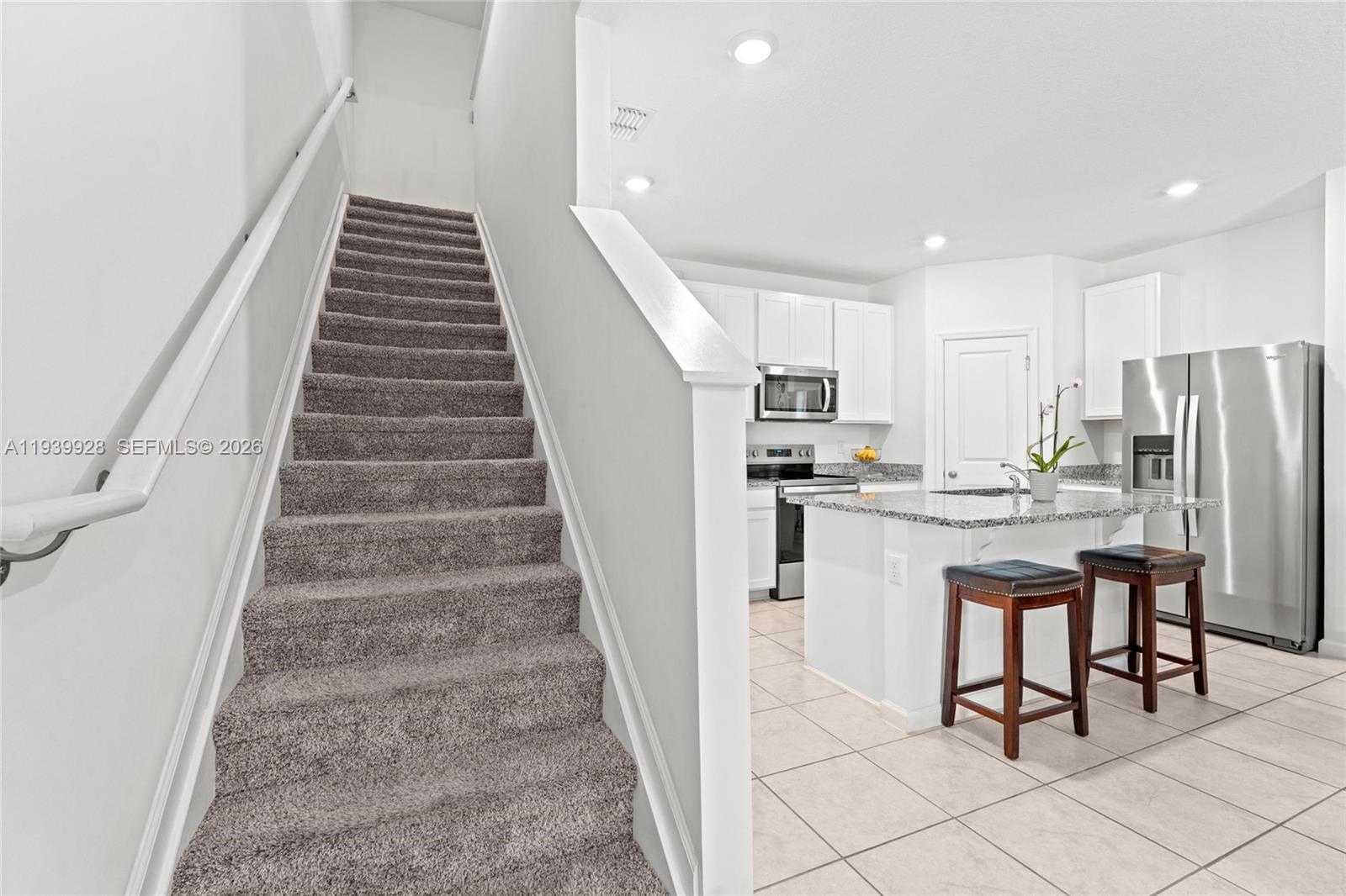 CATALINA TOWNHOMES PLAT - Residential