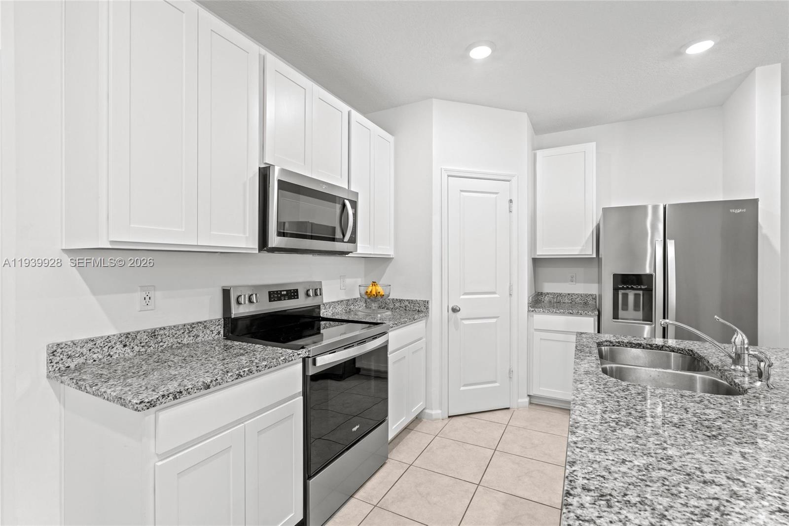 CATALINA TOWNHOMES PLAT - Residential