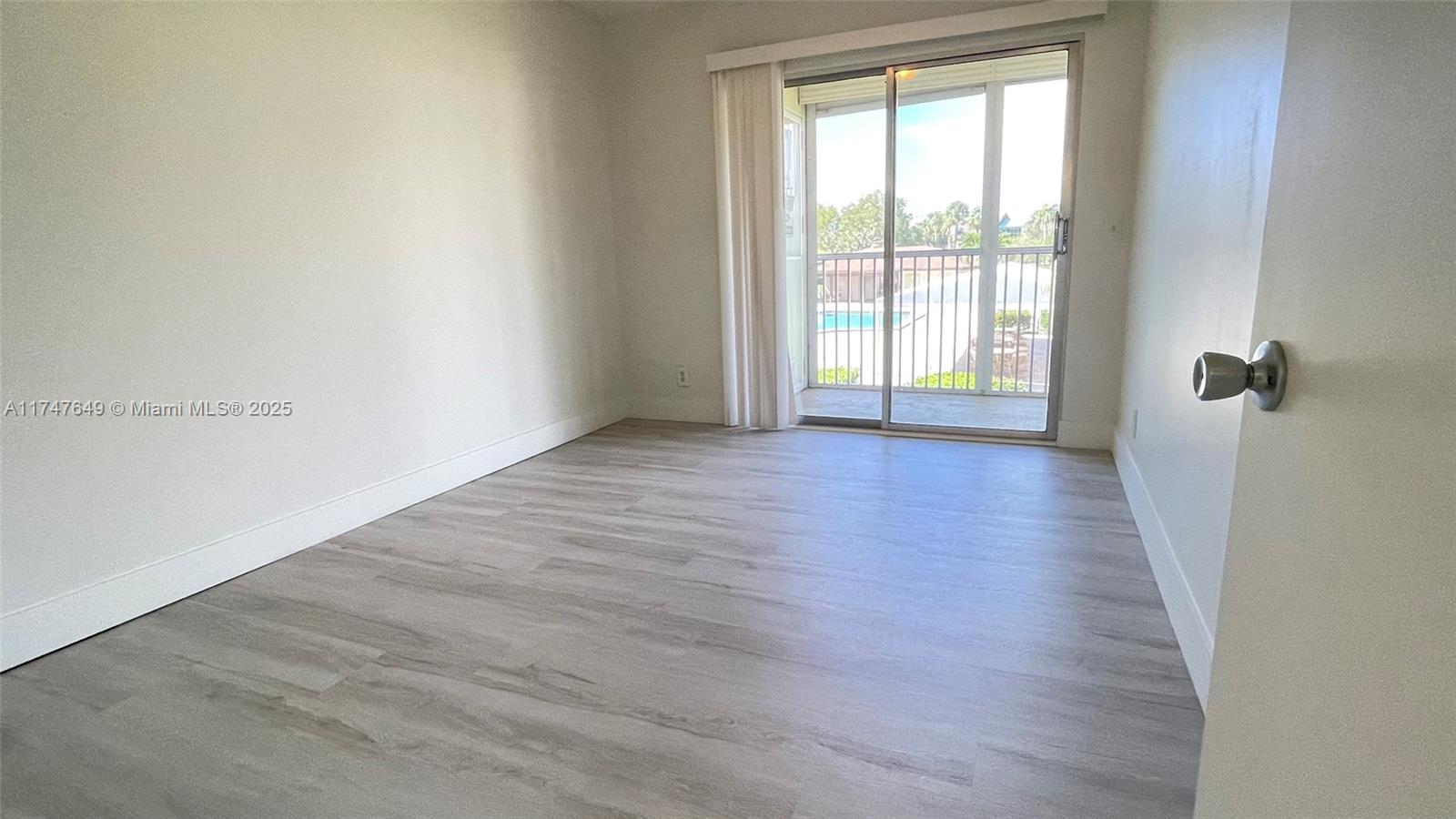 NEW HAMPTON AT CENTURY VI - Residential