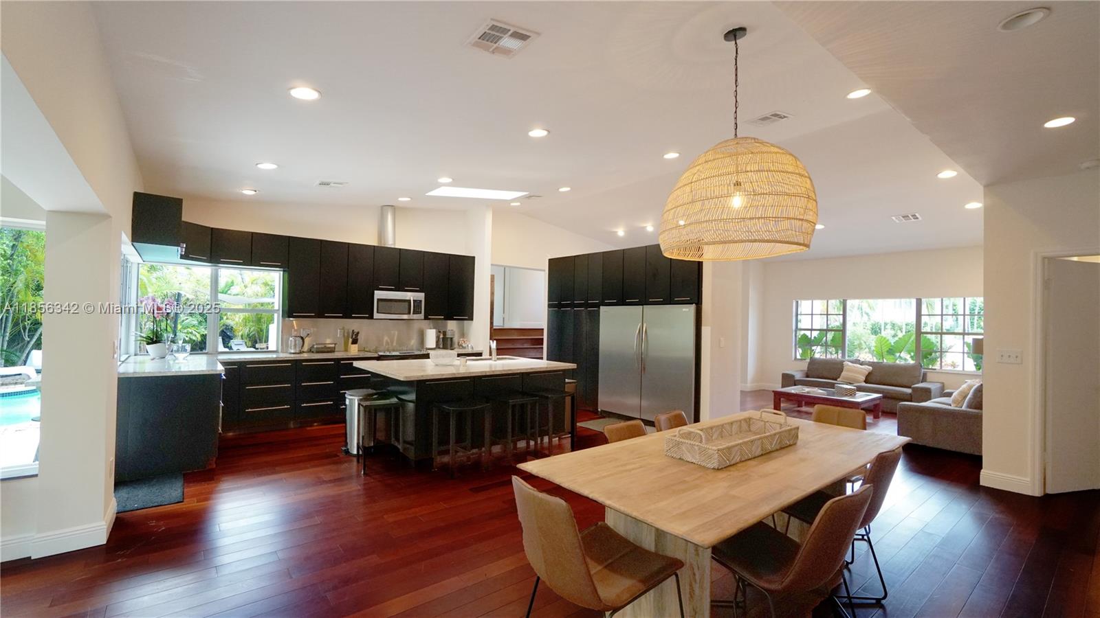 BISCAYNE KEY ESTATES - Residential