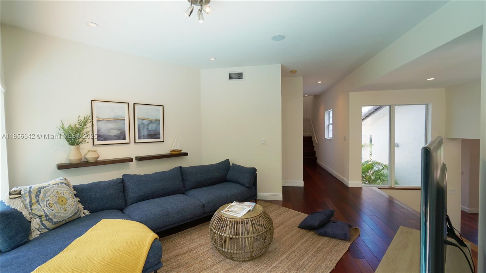 BISCAYNE KEY ESTATES - Residential