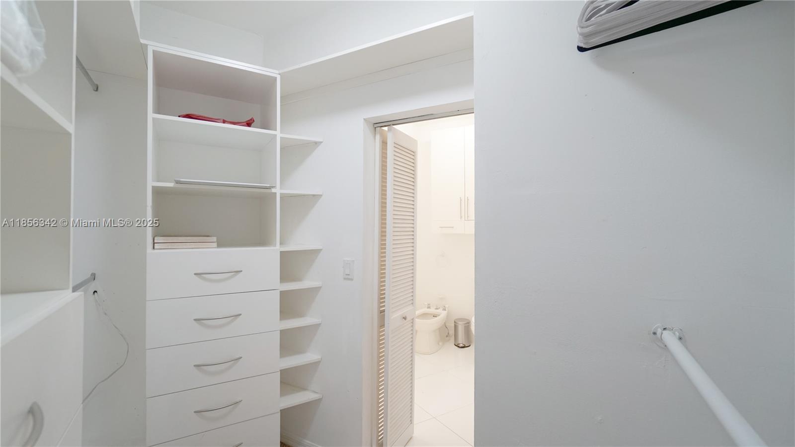 BISCAYNE KEY ESTATES - Residential