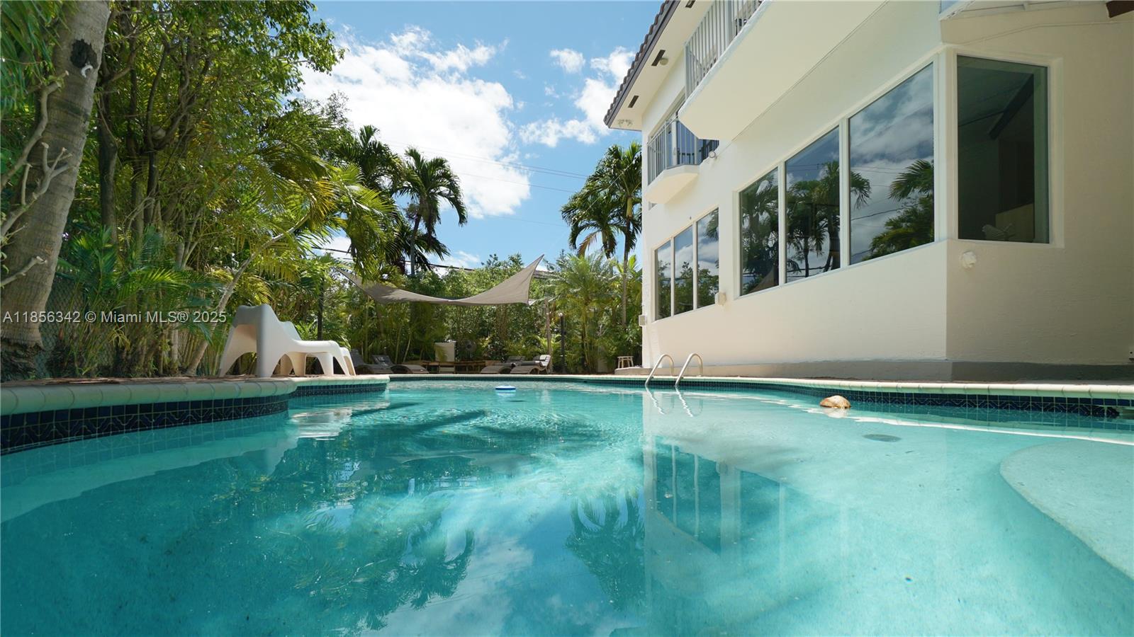 BISCAYNE KEY ESTATES - Residential