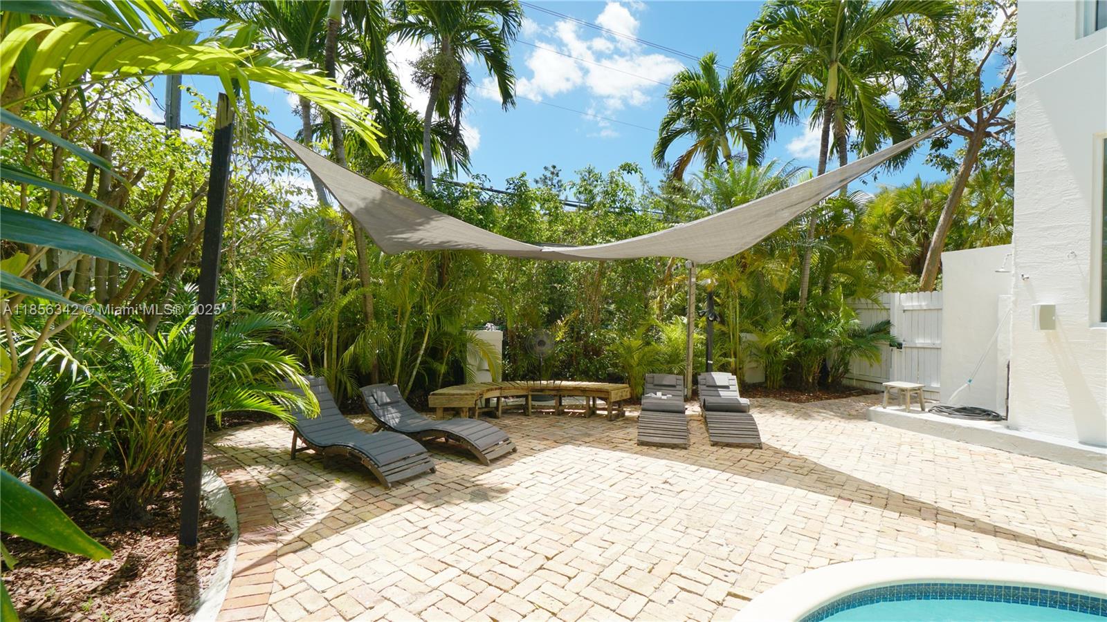 BISCAYNE KEY ESTATES - Residential