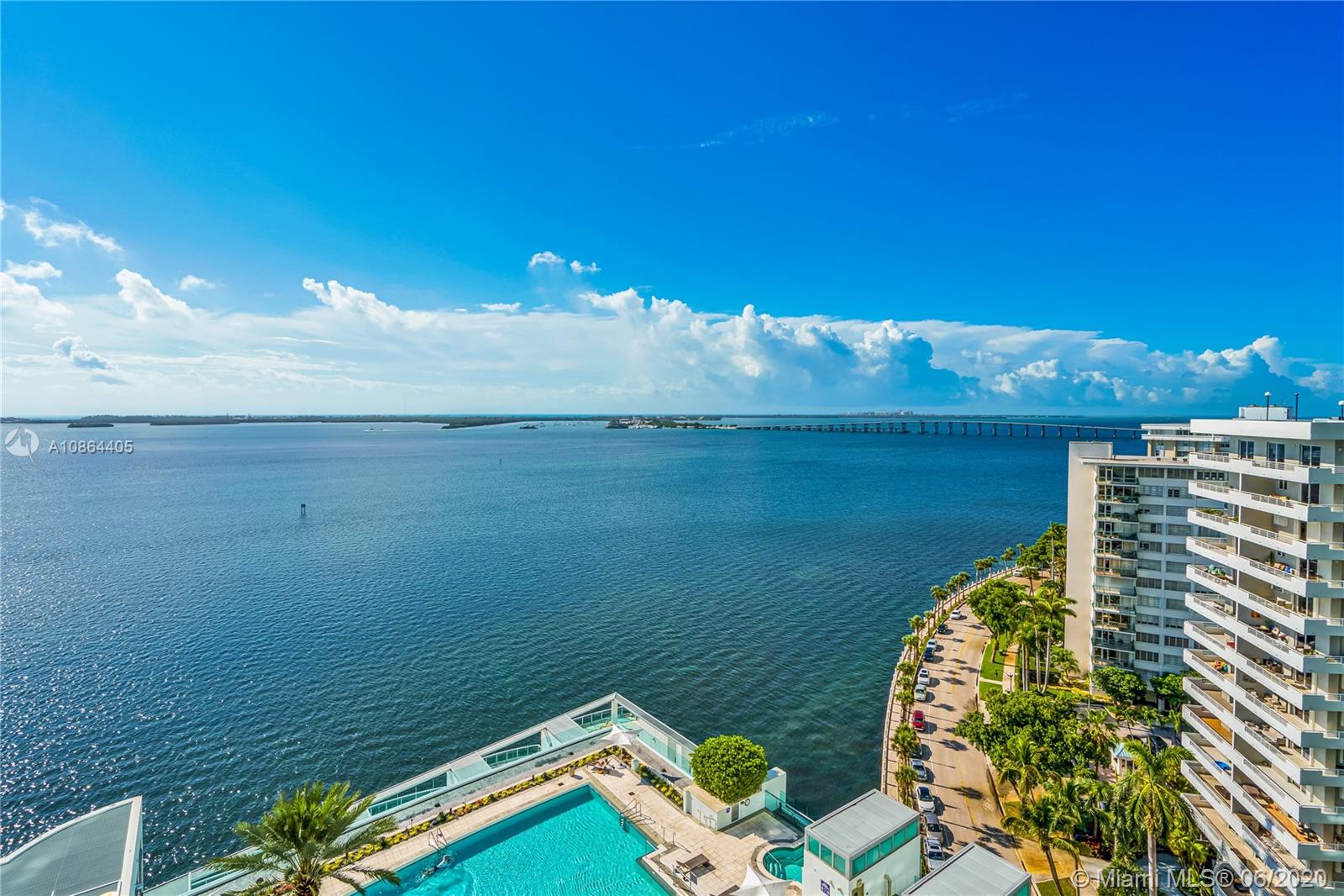 JADE RESIDENCES AT BRICKE - Residential