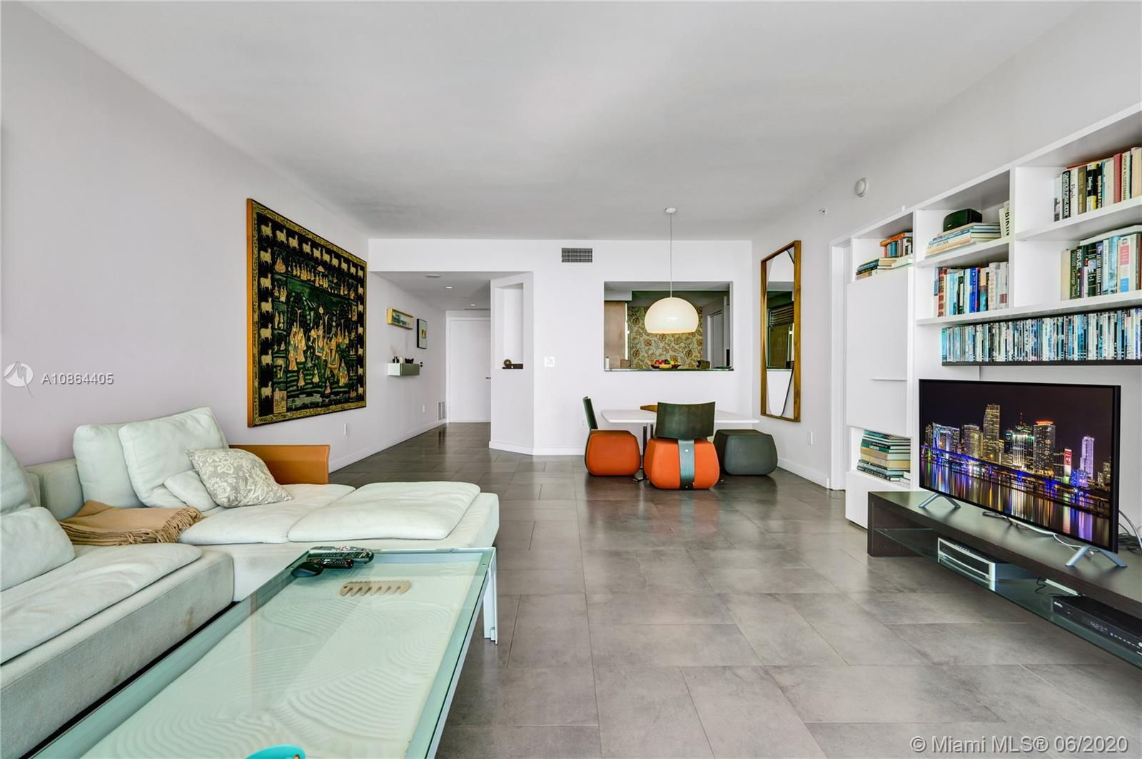 JADE RESIDENCES AT BRICKE - Residential