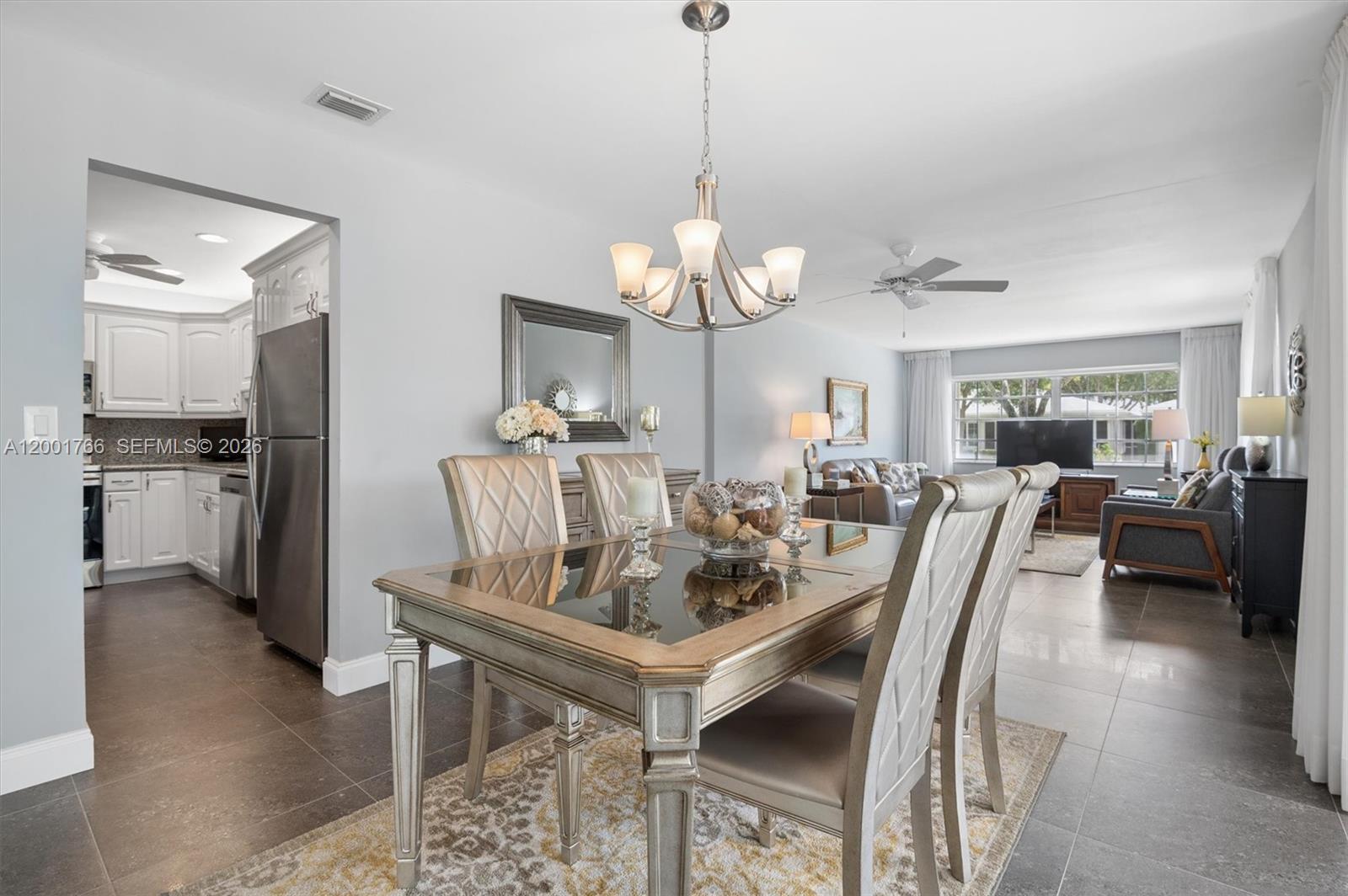 LIMETREE CONDO - Residential