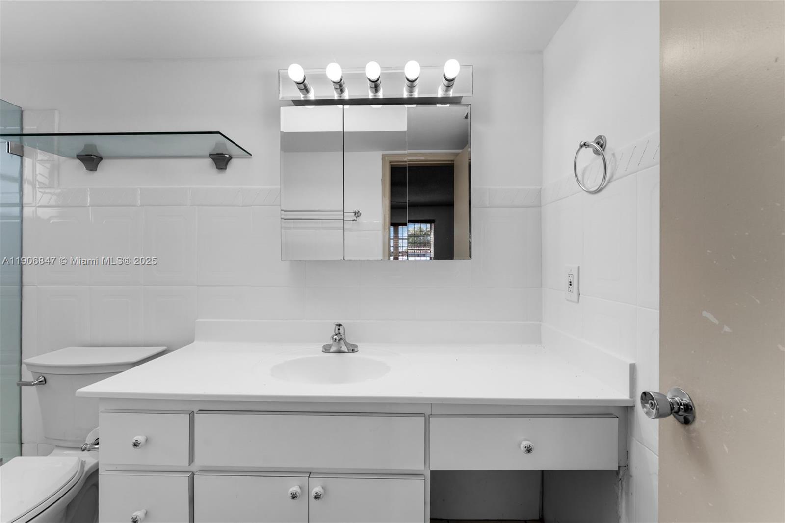 INTAG GARDENS - Residential Lease