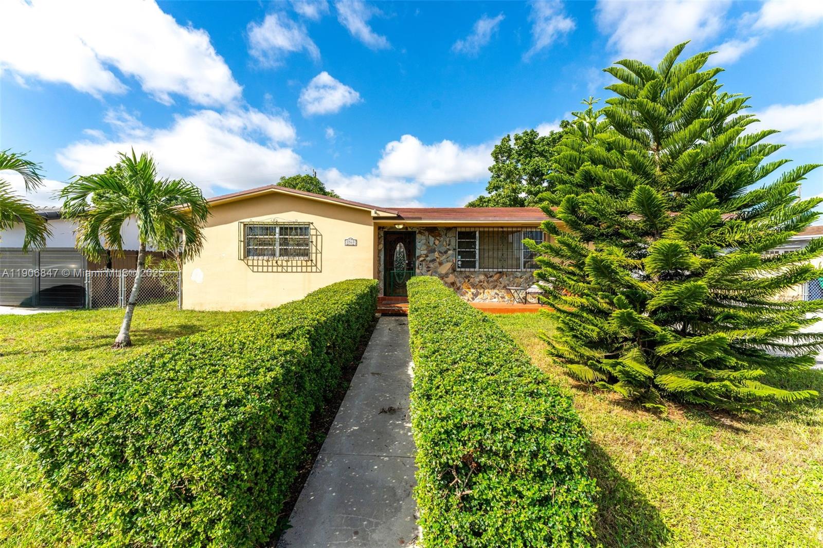 INTAG GARDENS - Residential Lease