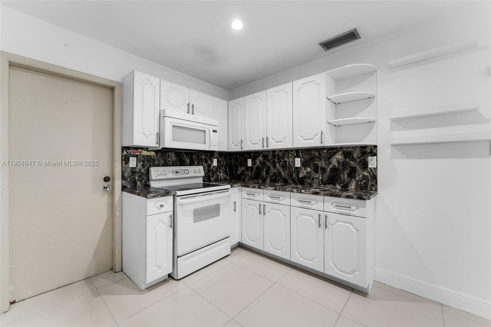 INTAG GARDENS - Residential Lease