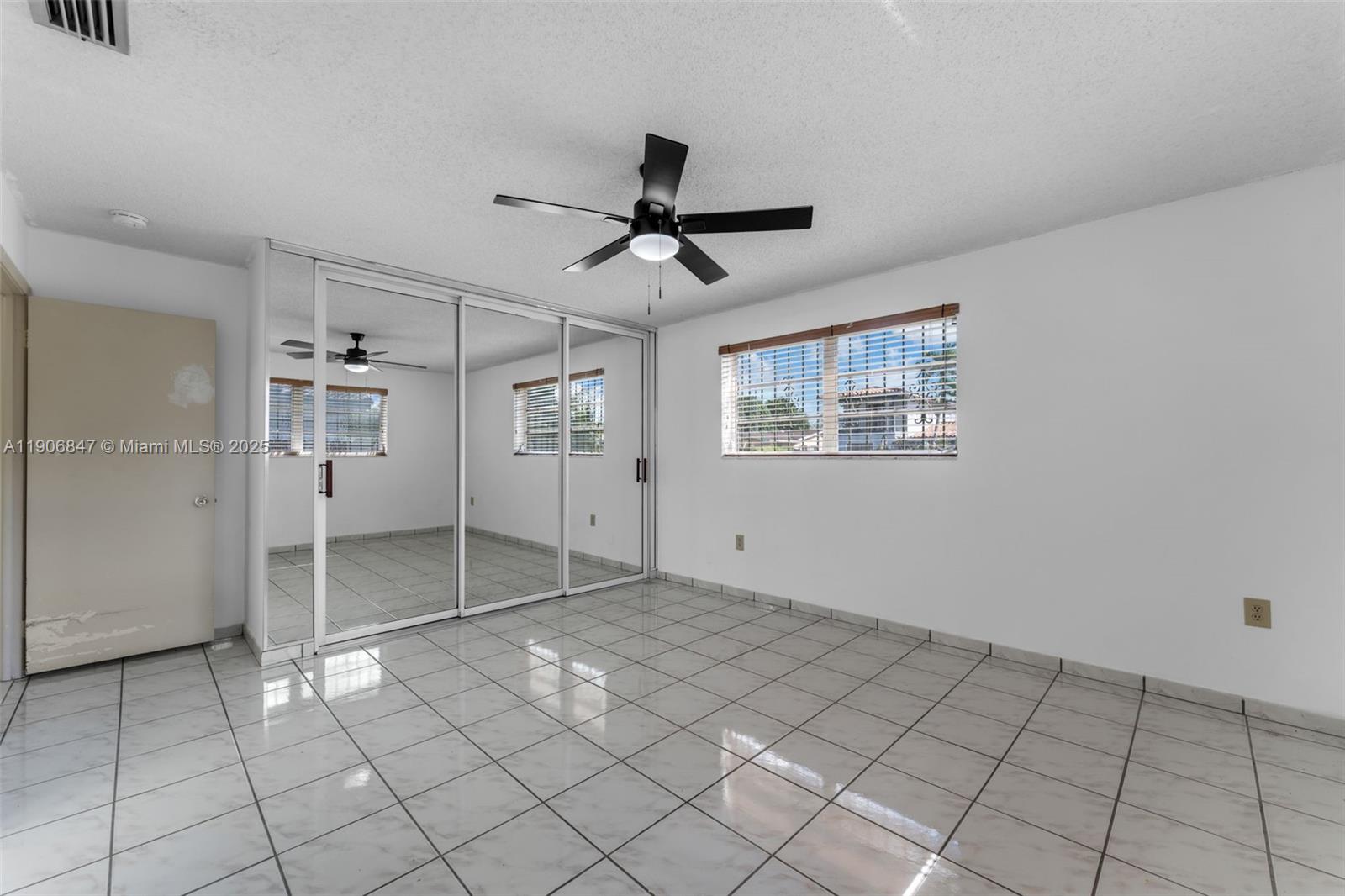 INTAG GARDENS - Residential Lease