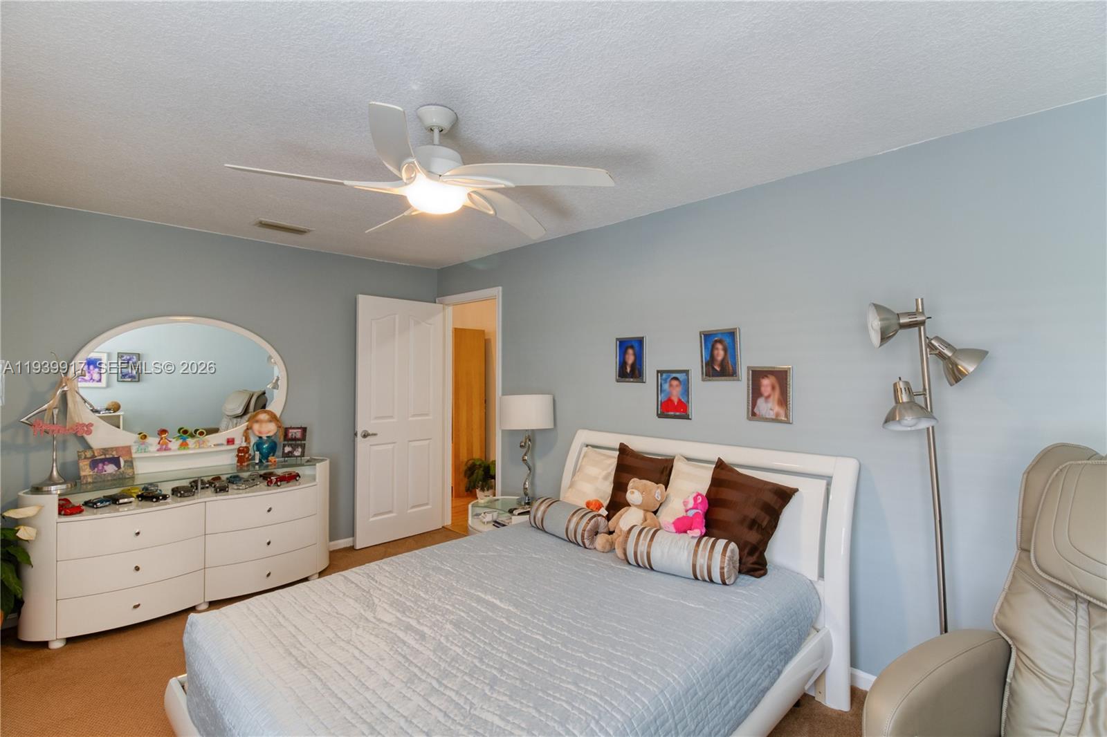 CORAL SPRINGS COUNTRY CLU - Residential