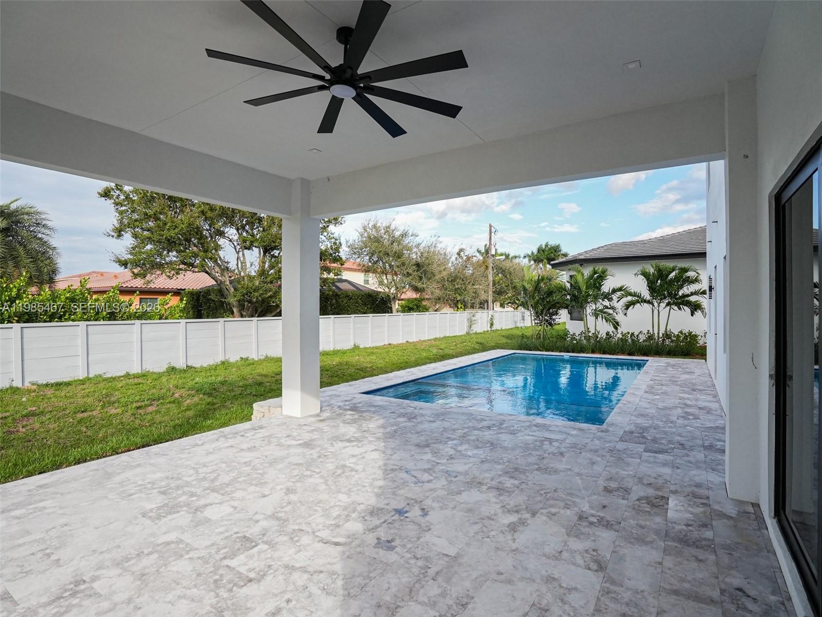 THE OAKS OF DAVIE - Residential