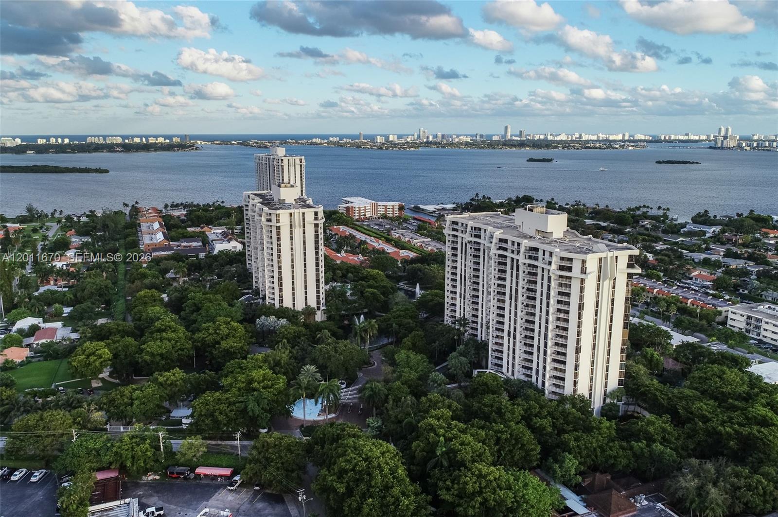 THE TOWERS OF QUAYSIDE CO - Residential
